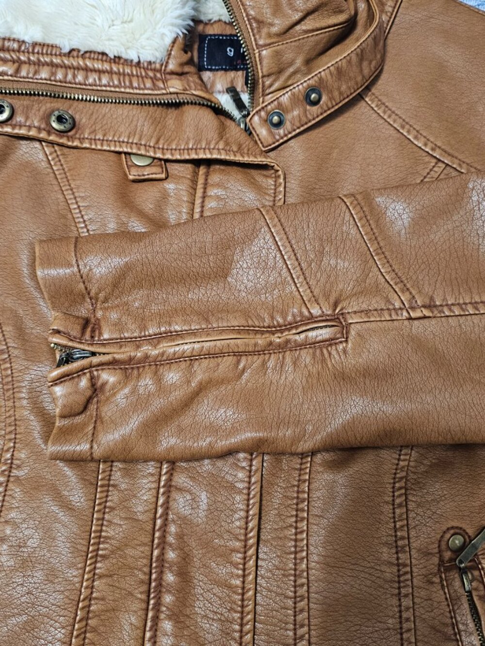 NEW Giacca Vegan Leather Khaki Sherpa Lining Women's Jacket - Size Medium - Picture 5 of 7